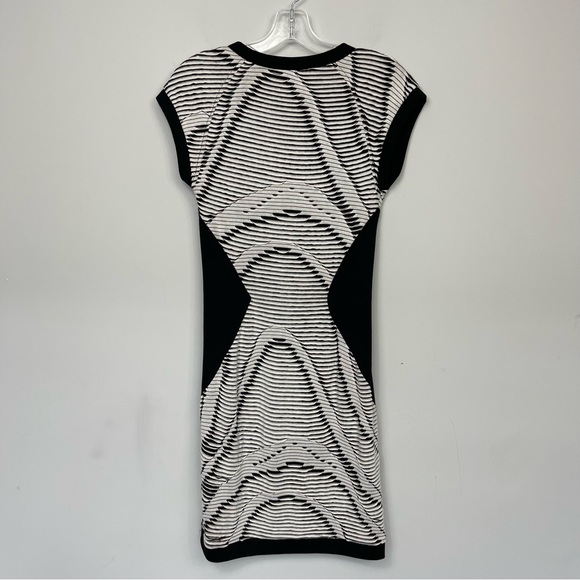 Cut25 by Yigal Azrouel Black & White Mini Cocktail Dress Textured Bodycon Boho 2 - Picture 13 of 16